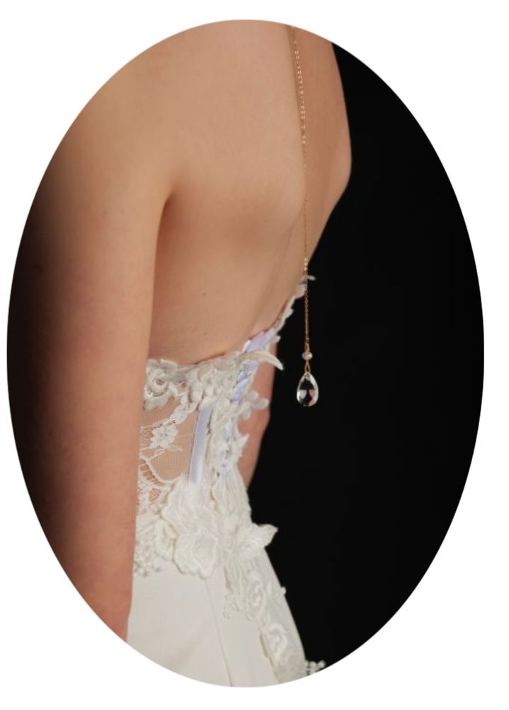 Bijoux  de dos et accessoires  de créateur pour votre mariage 